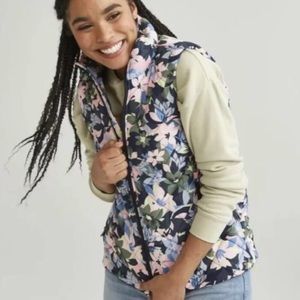 New wo Tags Vera Bradley Puffer Vest Rose Camo L